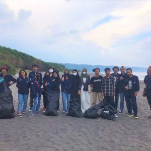HMTL UP45: Aksi Bersih Pantai dalam Rangka Memperingati Hari Peduli Sampah Nasional (HPSN)