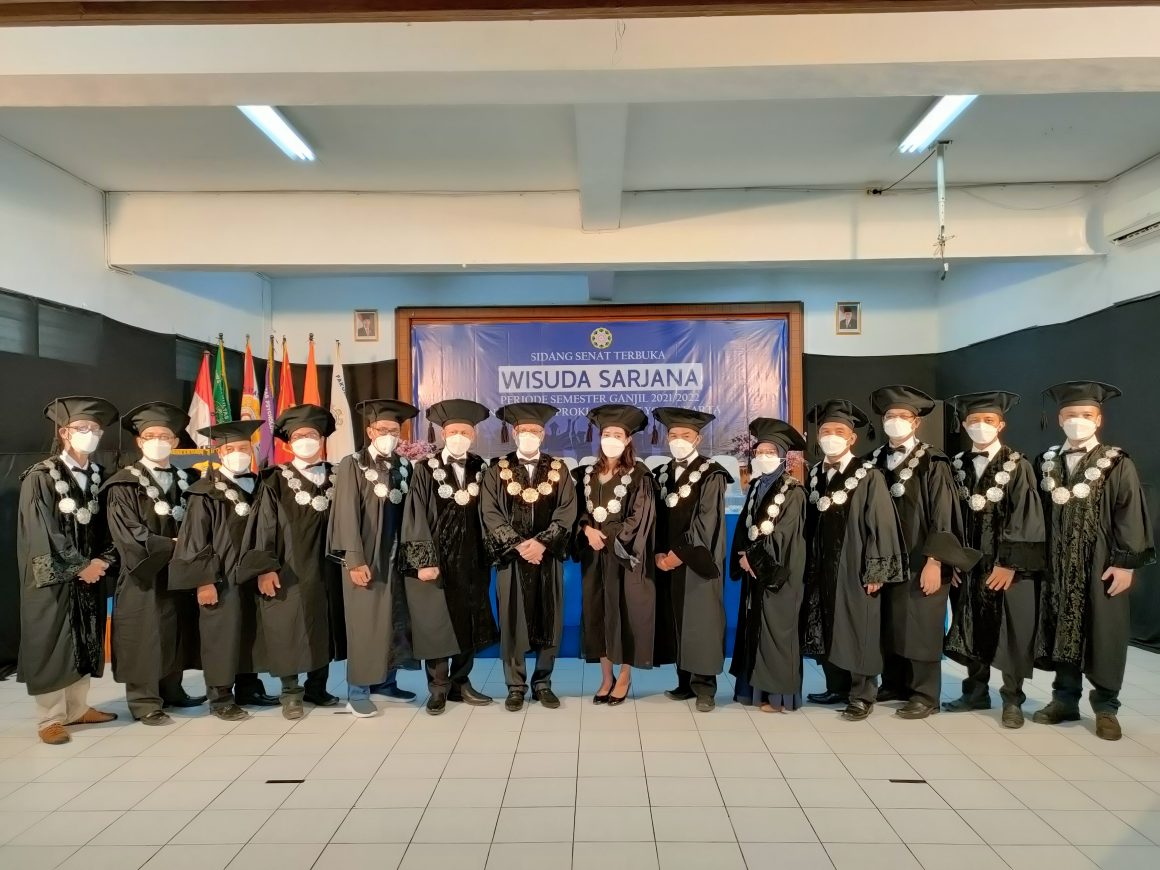 Wisuda S1 Semester Ganjil TA 2020/2021 Universitas Proklamasi 45 Yogyakarta