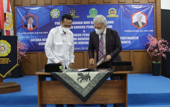 Penandatanganan Kerjasama Pendidikan Khusus Pengacara Pajak & Pendidikan Khusus Pengacara Perbankan antara Fakultas Hukum UP45 dengan Akademi Hukum & Bisnis Indonesia
