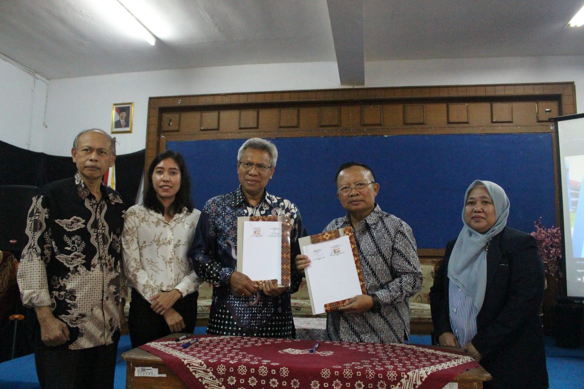 UP45 dan Universitas Bandung Laksanakan Penandatanganan MoU